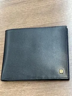 未使用　AIGNER 二つ折り財布 ブラック レザーのサムネイル