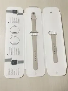 Apple Watch用の純正45mmスポーツバンド・スターライト