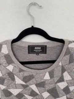 ANREALAGE アンリアレイジ幾何学模様 Tシャツ Lサイズ グレー系のサムネイル