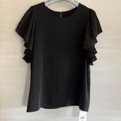 未使用品❣️週末限定お値下げ❣️R ayBEAMSフリル袖 黒 半袖トップス.Mのサムネイル