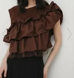 CONTEMPORARY アシンメトリーラッフルスリーブ ワンホルダーブラウス 