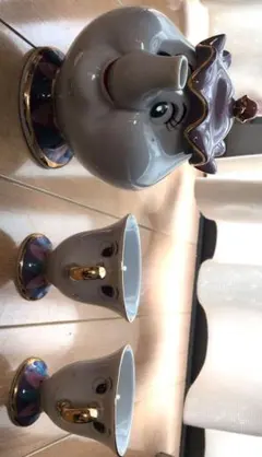 美女と野獣ティーポット夫人とチップのカップのセット