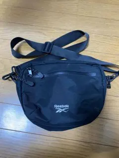 Reebok ショルダーバッグ ブラックのサムネイル