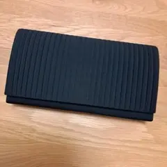 ブラック クラッチバッグ
