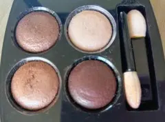 シャネル　レキャトルオンブル　226ティセリボリ