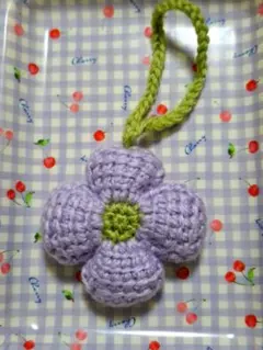 ハンドメイド ぷっくりお花 あみぐるみ チャーム