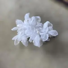 ホワイトフラワーバレッタ