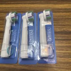 Oral-Bの替えブラシ3本セット、色分けリング付