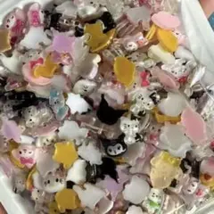 【今だけ価格】【残り1点】ネイルパーツ　100個　サンリオ　デコ