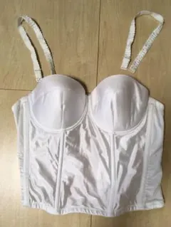 トリンプ ブライダルインナー ビスチェ　結婚式　花嫁