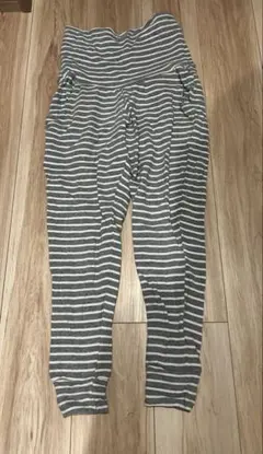マタニティパンツ グレーと白のストライプ　マタニティパジャマ