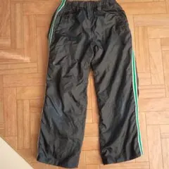 【UNIQLO】キッズ　ウィンドブレーカー下　ブラックストライプ　長ズボン　黒