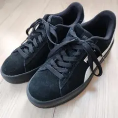 PUMA ブラック スニーカー ソフトフォーム+