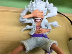 【台座・箱無し】ワンピース ルフィ ギア5 king of artistのサムネイル