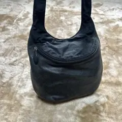 Item thumbnail for item 5f66f5f3-93f3-4e1d-9ecf-39a496304bef