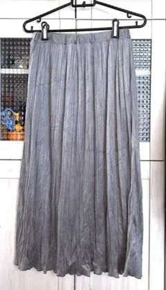プリーツスカート　グレー　ベロア　タイトスカート　フリル　フレア