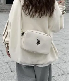 U.S. POLO ASSNポロアッスン コーデュロイボディショルダーバッグ 白