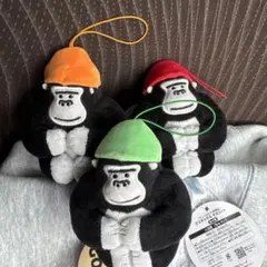 ラウンドワン限定 ごリラックス グリーンレッドオレンジぬいぐるみゴリラ