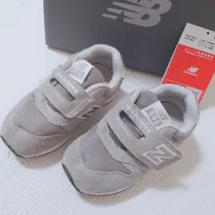 new balance 996 グレー スニーカー　13.5cm