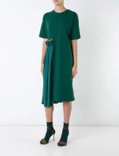 美品★MUVEIL ミュベール 異素材フリルドッキングワンピース グリーン 36のサムネイル