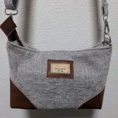 No.132ショルダーバッグ グレージュと本革ブラウン　ハンドメイド