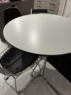 vitraヴィトラ L字型ライトグレー合成樹脂パソコンデスク - メルカリ