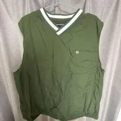 オリーブグリーン Vネック ベスト