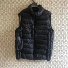ユニクロ　ウルトラライトダウン　ダウンベスト　ultra light down