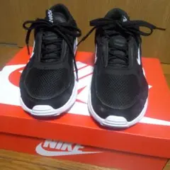 Nike Air Max スニーカー 黒 　25cm