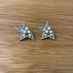スター　星型　パールキラキラピアス