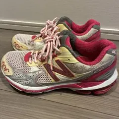 New Balance 1040 24.5cm ランニングスニーカー ピンクのサムネイル