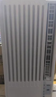 Haier窓用エアコン スリムデザインのサムネイル