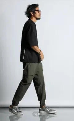 美品　定価1.5万　完売　人気　duffer ストレッチ　カーゴパンツ　カーキ 4548413838576_02.jpg