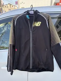 New Balance ウィンドブレーカー 黒