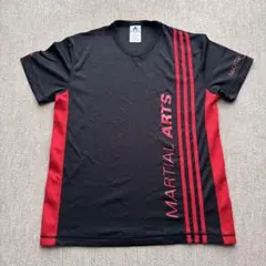 アディダス MARTIAL ARTS Vネック 半袖 Tシャツ 黒　赤 M