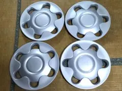 4443セール 【送込】ムーヴキャンバスDBA-LA800Sホイールキャップ 