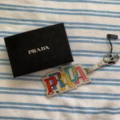 新品未使用！PRADA プラダチャーム キーホルダーのサムネイル