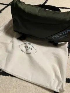 【正規購入】【美品】PRADA ショルダーバッグ カーキ