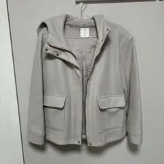 AG フード付きホワイトジャケット