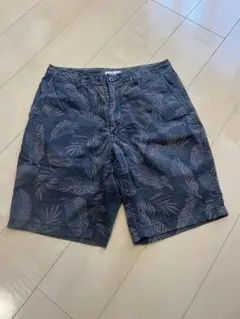 Reyn Spooner ユニクロ 葉柄 グレー ショートパンツのサムネイル