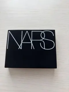 【新品未使用】NARS ライトリフレクティング プリズマティックパウダーのサムネイル