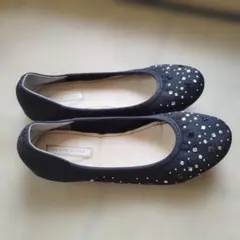 JELLY BEANS ブラック フラットシューズ ビジュー付き