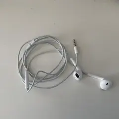 ホワイト 有線イヤホン 3.5mmジャック