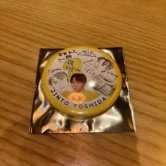 最終値下げ】M!LK のぞいてみるく？展 吉田仁人 缶バッチ - メルカリ 【最終お値下げ！】のぞいてみるく展アクスタお名前バッチ缶バッチ生写真吉田仁人