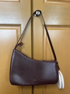 Item thumbnail for item 3b40c719-002c-40c6-b55c-95e4c2d23429