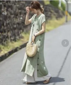 SUGAR BISKET ボタンスリットワンピース