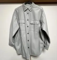 フェイクレザーダブルポケットシャツ　Mサイズ GU