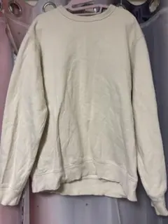 クリーム色 クルーネック スウェット