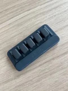 【美品】アンカー ANKER ケーブルホルダー
