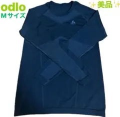 アンダーシャツ